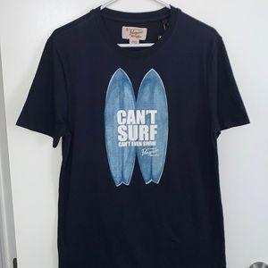 Penguin / T-Shirt / Size Medium **